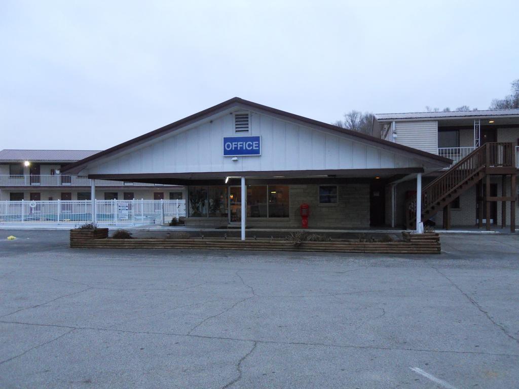 Best Budget Inn Tell City Exterior foto